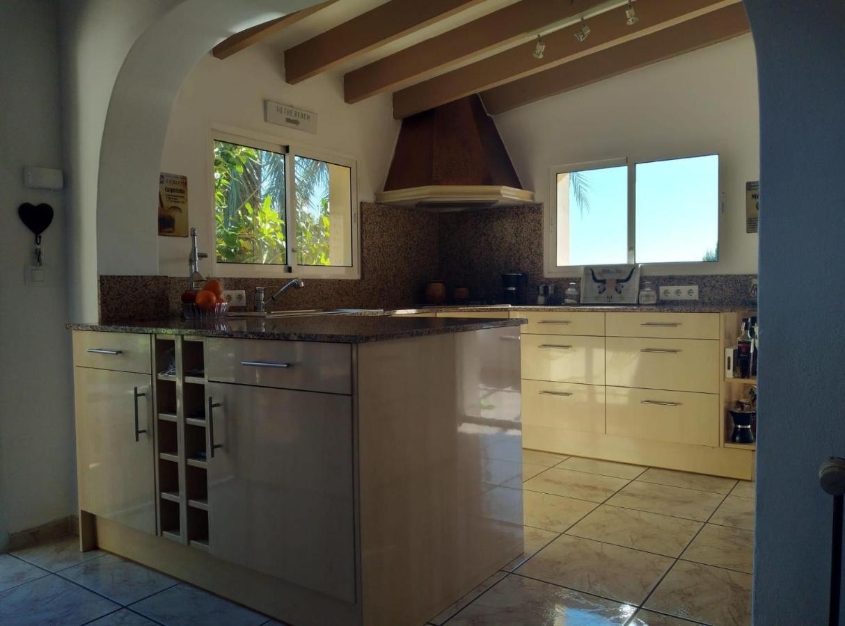Marina Apartment Benissa Bagian luar foto